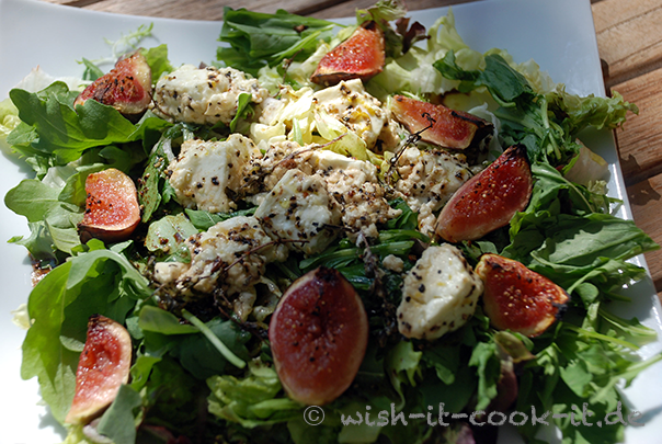 Salat mit Feigen & Ziegenkäse