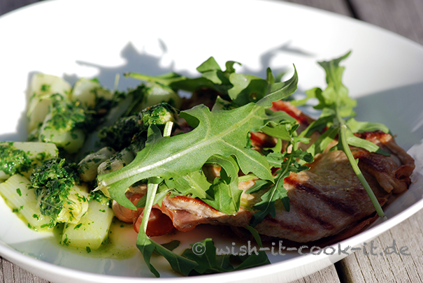Spargel-in-Rucolaöl-mit-Schnitzel