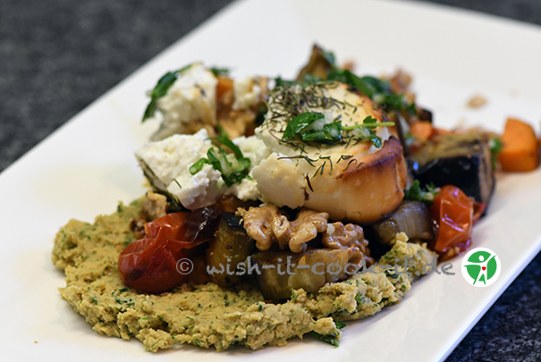 Aubergine-mit-Kichererbsenmus